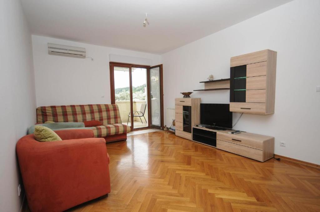Apartment Jana Petrovac Eksteriør billede